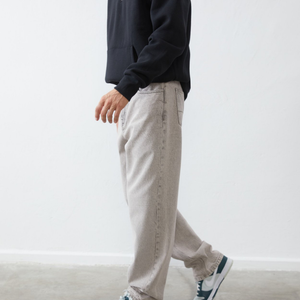 Jeans a sigaretta denim grigio