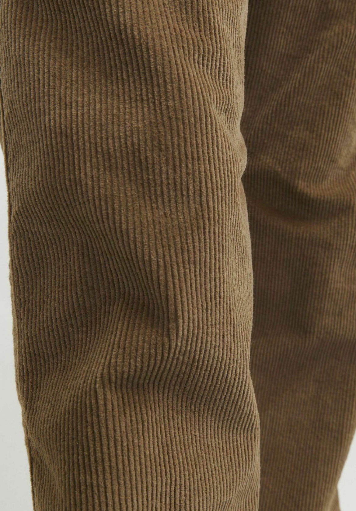 Pantaloni in velluto da uomo